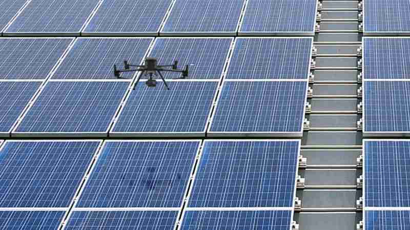 OBPay以无人机搭配IR Sensor热显像技术进行全方面模块健检，，，有效降低人力成本并提升发电量